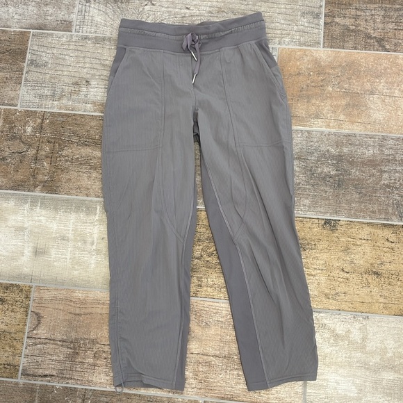 Lululemon Dance Studio Crop II *Unlined 20" Gray Purple Size 4 - Picture 2 of 8